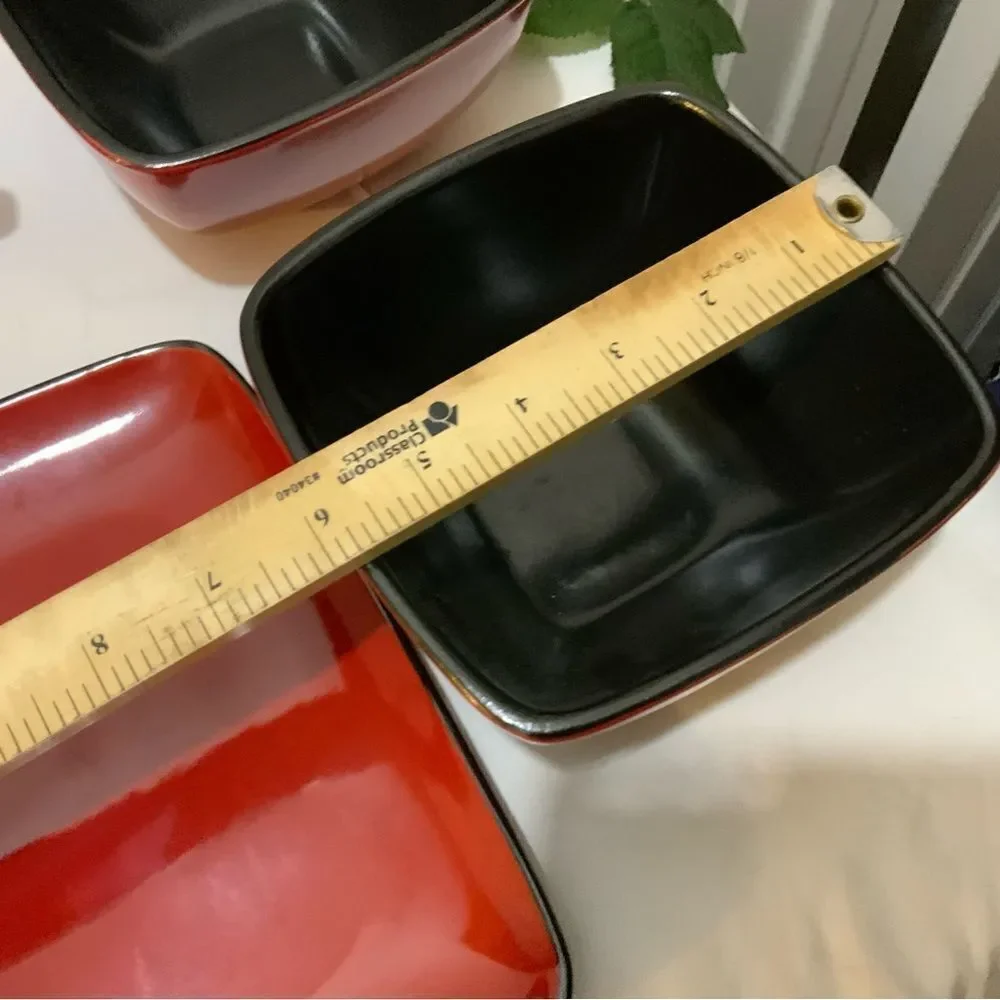 Home Trends Rave Red 2 dinner plates 2 Square Bowls 2 mugs set of 6 G19